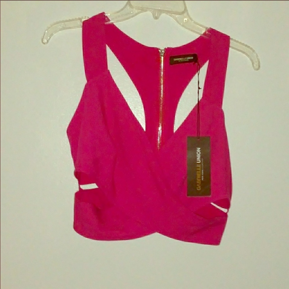 New York and Company Gabrielle Union Crop Top